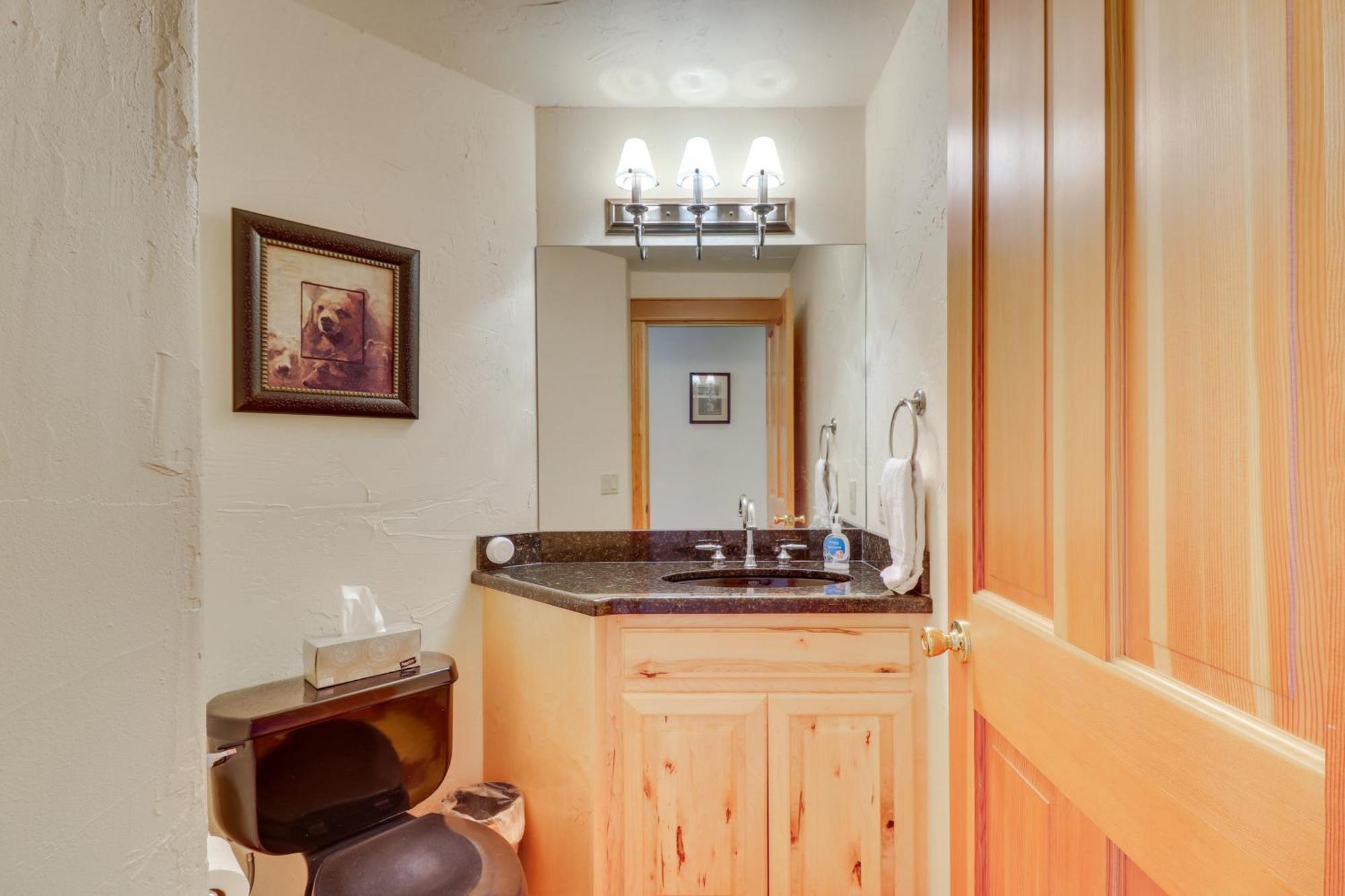 Spacious Whitefish Home With Sauna And Ski Resort View Εξωτερικό φωτογραφία