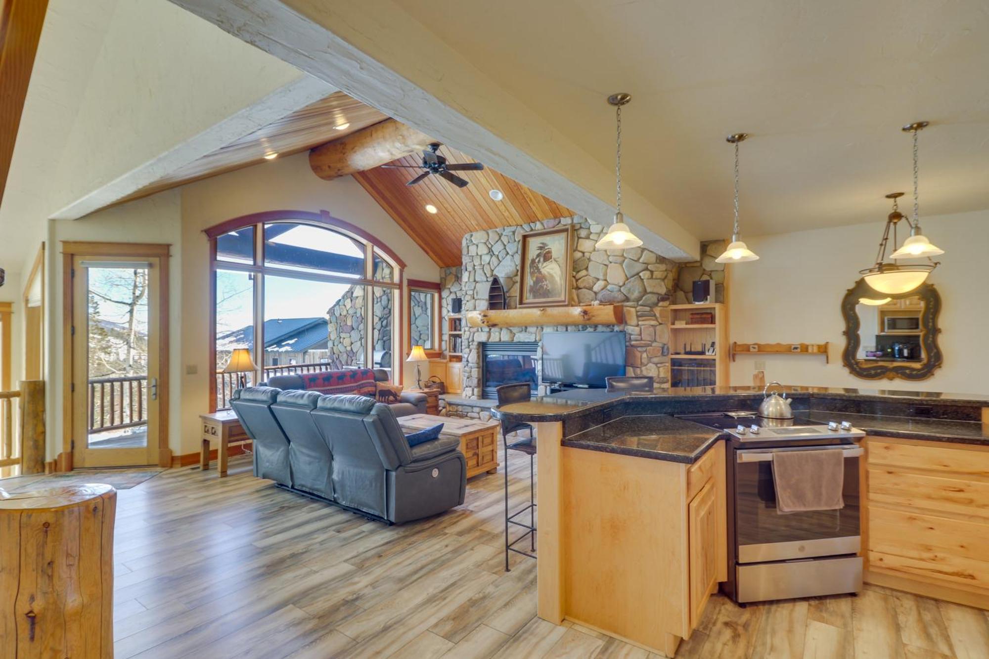 Spacious Whitefish Home With Sauna And Ski Resort View Εξωτερικό φωτογραφία